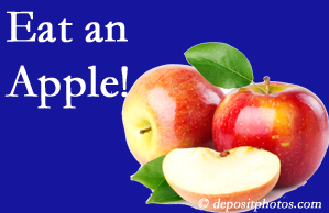 Millville chiropractic care encourages healthy diets full of fruits and veggies, so enjoy an apple the apple season!